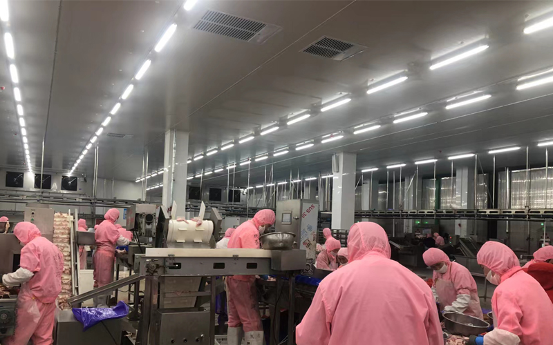 屠宰场分检车间使用40W三防灯